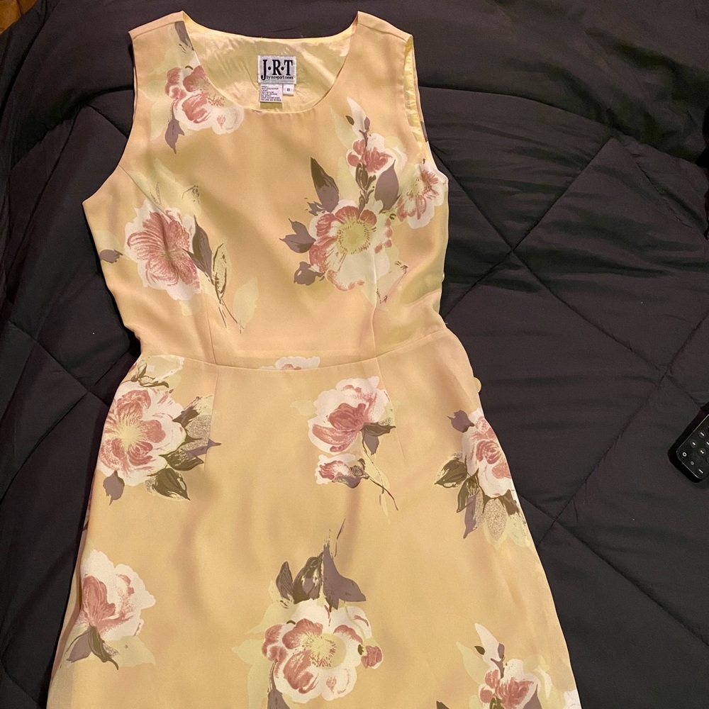 Floral Dress - Size 8